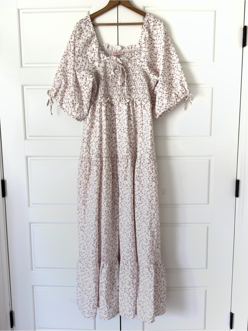 Ivy City Co Floral Maxi Dress L Lilac Cream Tiered Smocked Romantic Cottagecore